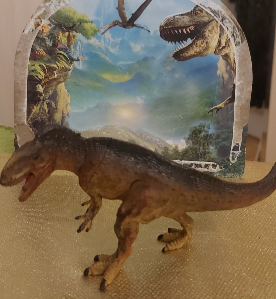 Динозавр фигурка новая коллекционная игровая 8х17см