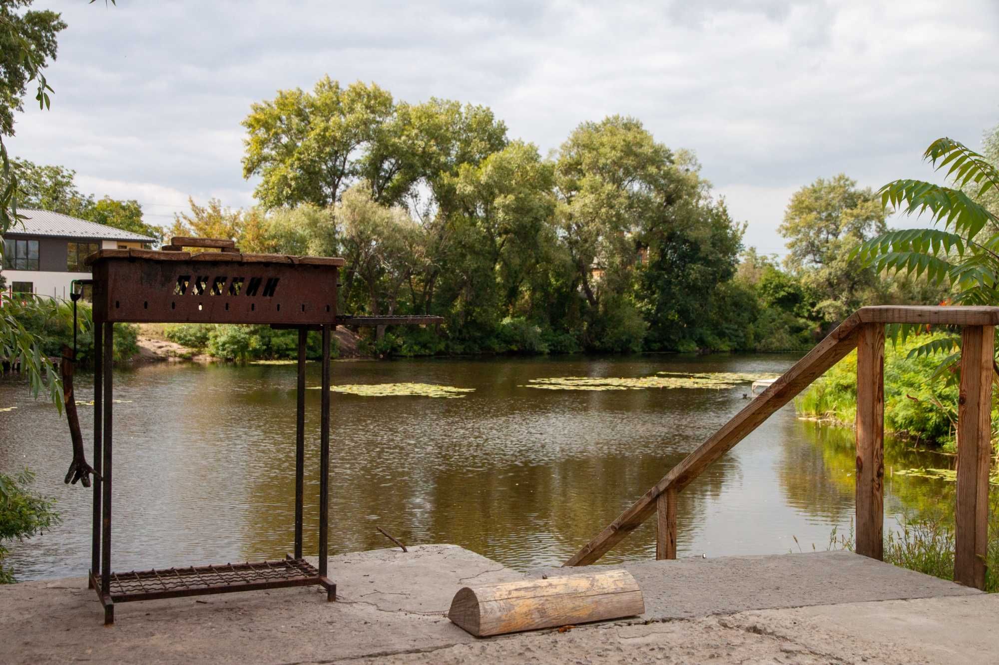 Дом посуточно с баней и чаном, метро Славутич, Осокорки