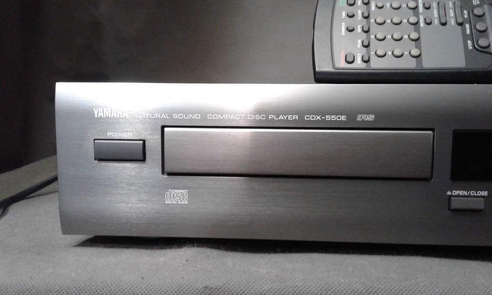 YAMAHA CDX-550E ,odtwarzacz cd