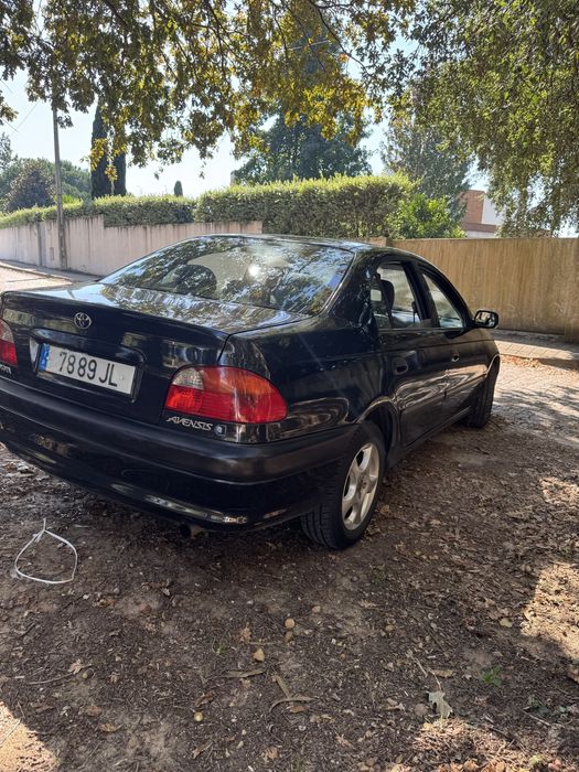 Toyota Avensis 1.6 Gasolina (1999) – Excelente estado! Negociavel