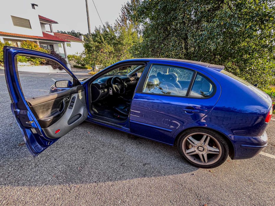Seat Leon 1.9 TDI (2001) – Económico e Fiável