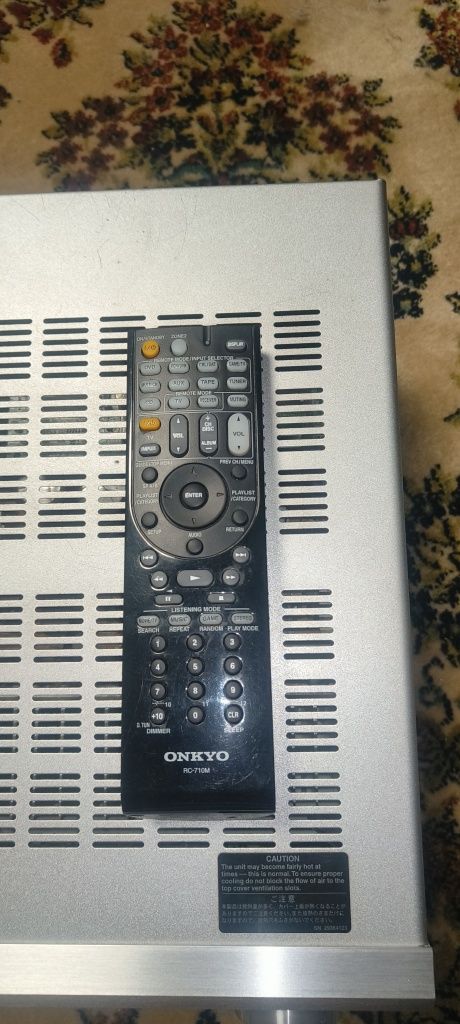 Amplituner ONKYO TX-SR606