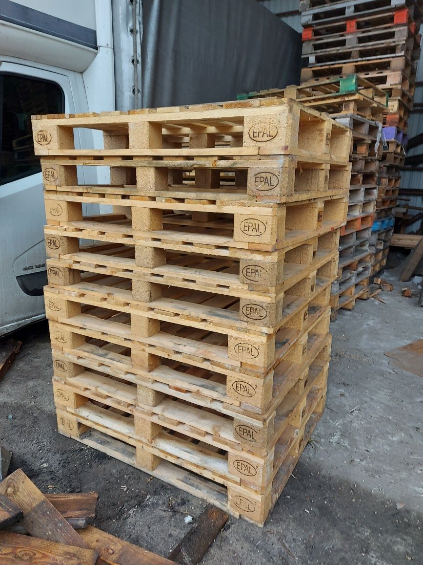 Palety drewniane 120x100 jasne solidne bez zniszczen