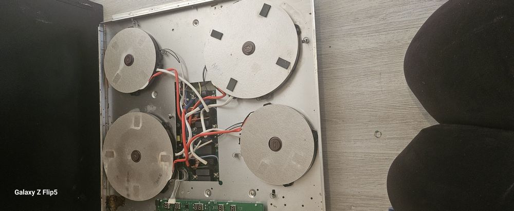 Płyta indukcyjna amica uszkodzona