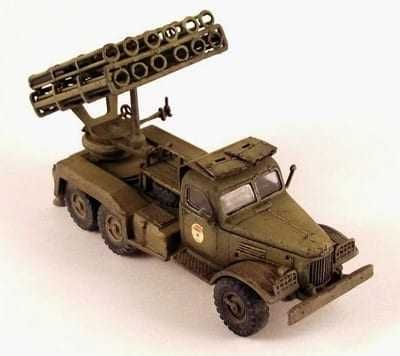 ICM 72591 1:72 BM-24-12 Multiple Launch Rocket System, NOWY