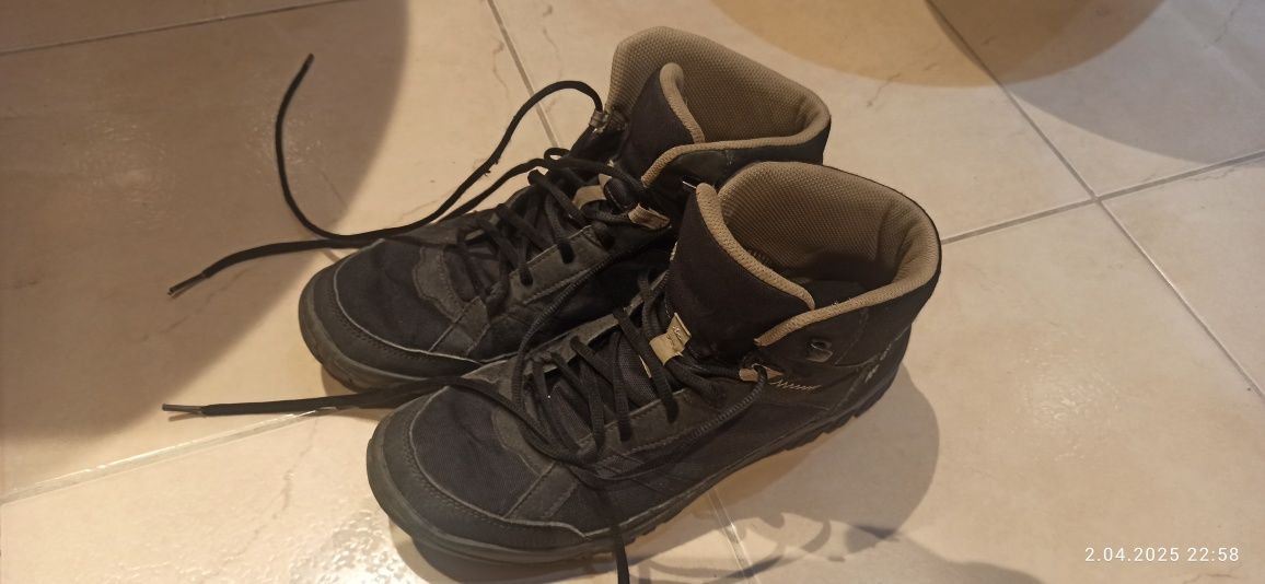 Buty trekkingowe Queuchua męskie roz. 43