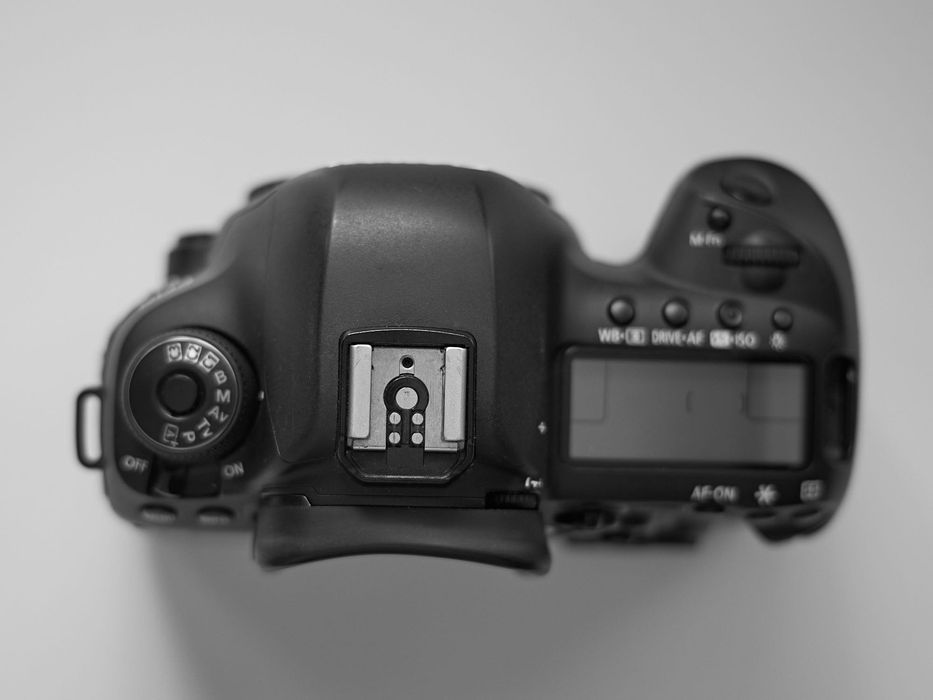 Canon 5D Mark IV