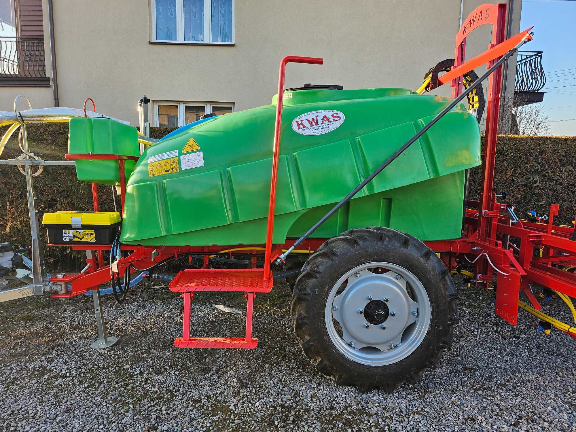 Opryskiwacz KWAS 2000l/15m 9,5x24 PROMOCJA RABAT producent