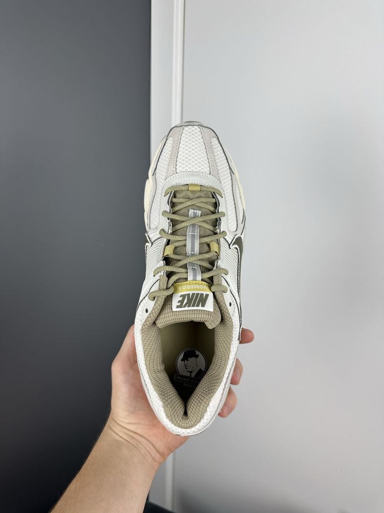 Оригінал Кросівки  Nike Zoom Vomero 5 FV0397-001