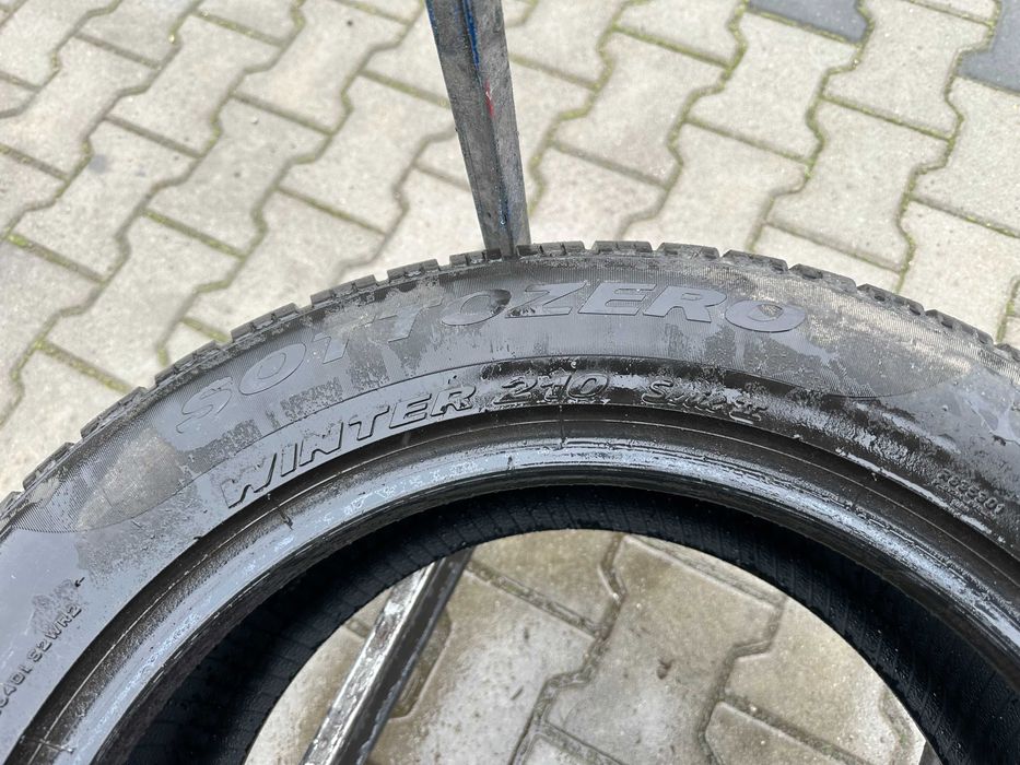 235/55r18 Pirelli Sottozero Winter 210