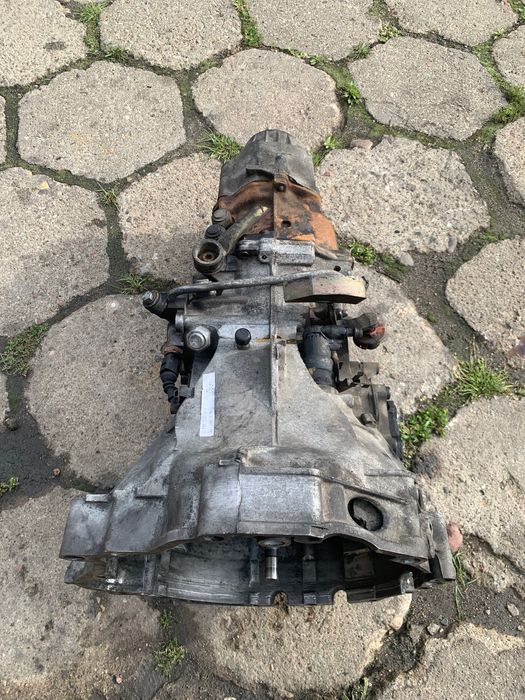 Skrzynia biegów VW PASSAT 1,9TDI 2.5 Tdi 130KM HHQ