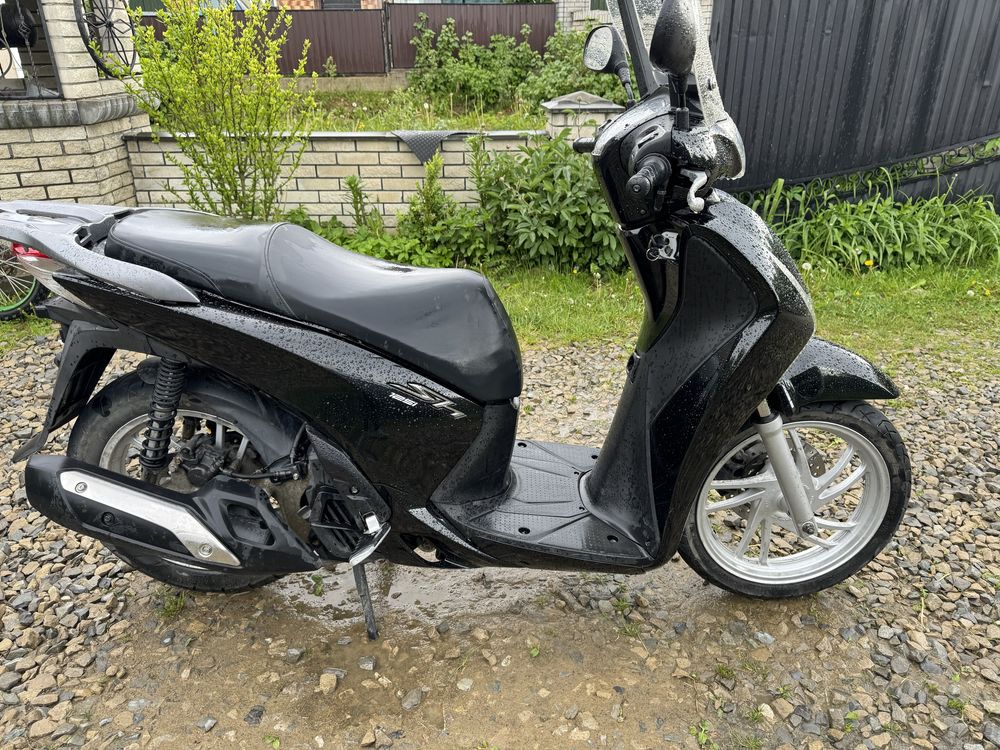 Продам скутер Honda sh 125 2013 р