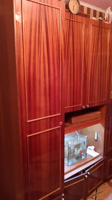 Продам стенку б/у