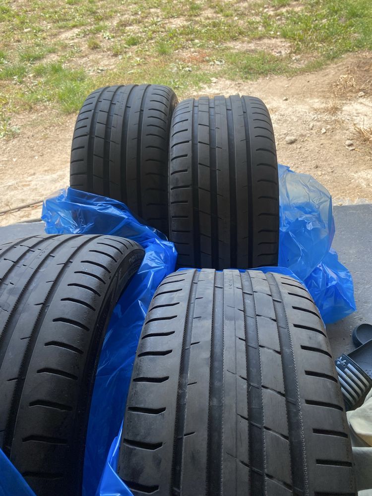 Opny nokian 235/40 R18 dot 0322 lato
