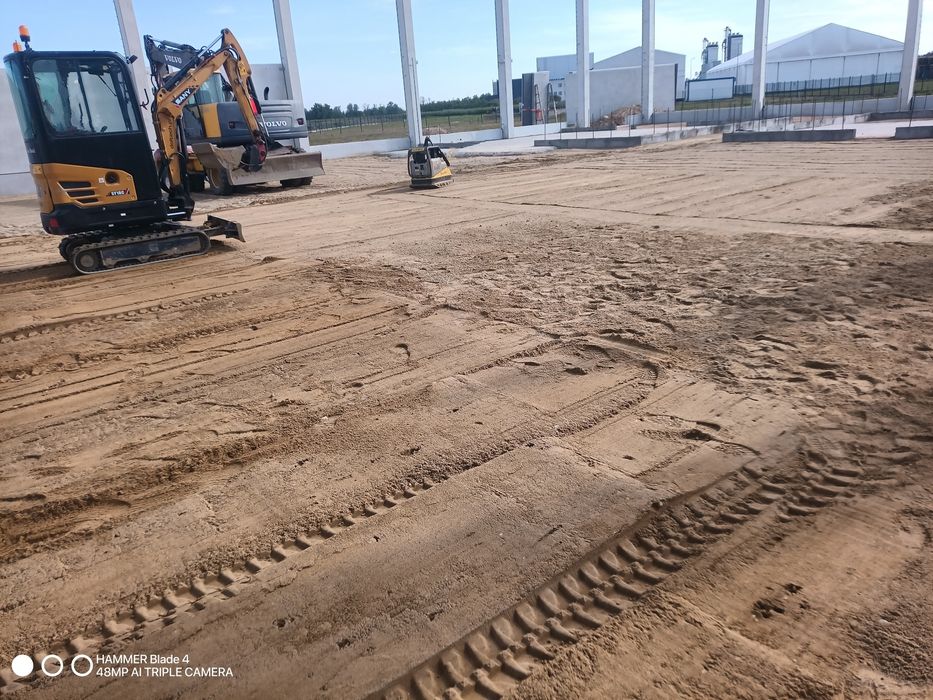 Pracę ziemne, wykopy rozbiórki niwelacja terenu