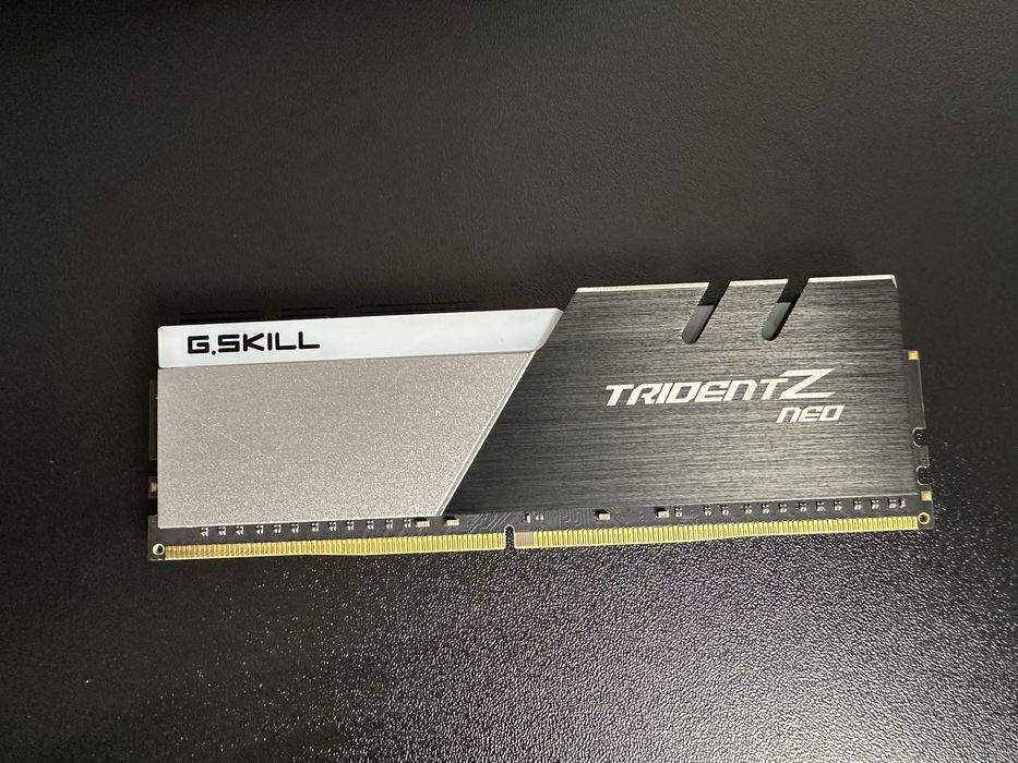 DDR4 32GB 3600MHz cl18 / G Skill Trident Z Neo