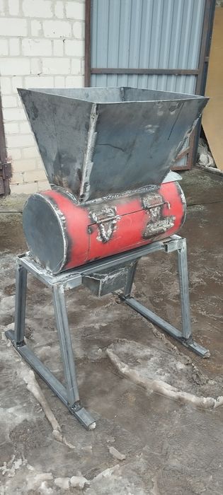 Продам лущилку для кукурудзи.