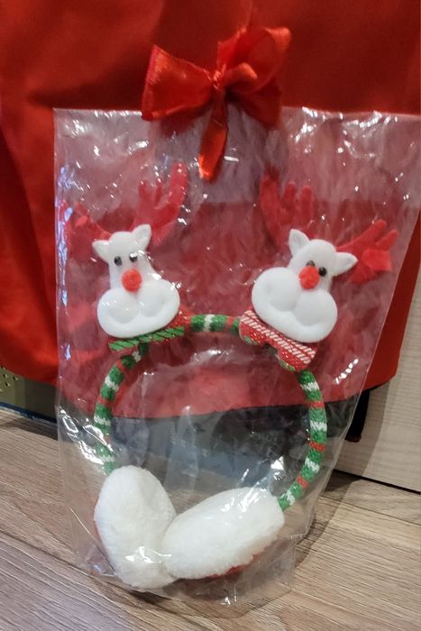 Słuchawki świąteczne dla dziecka. z Mikołajem, nauszniki. NOWE