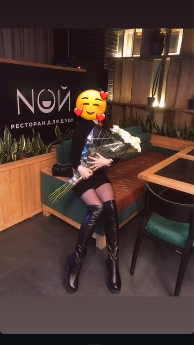 Ботфорти жіночі 39 розмір.