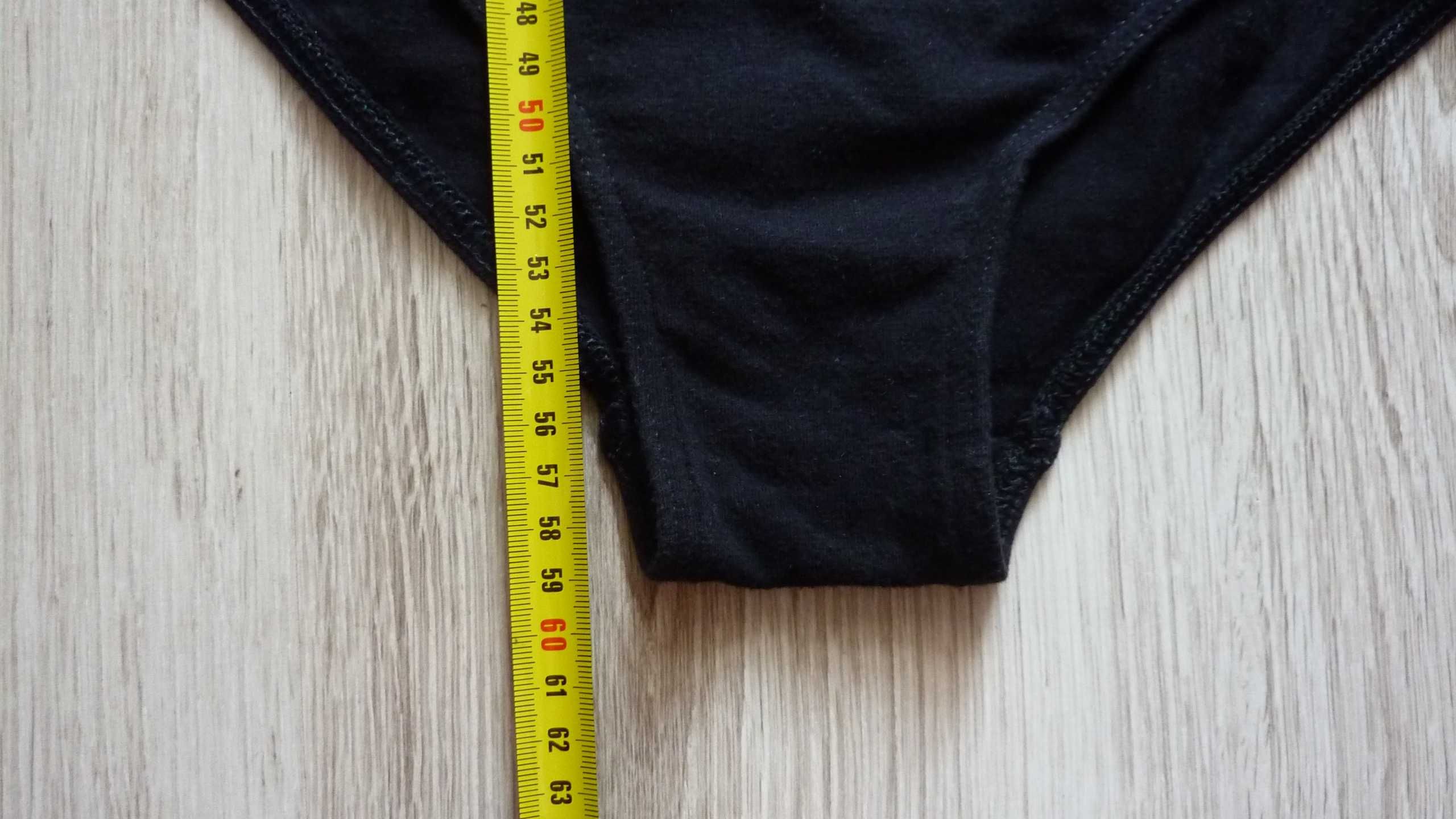 Body czarne rozmiar 146-152