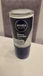 Dezodorant Nivea.
