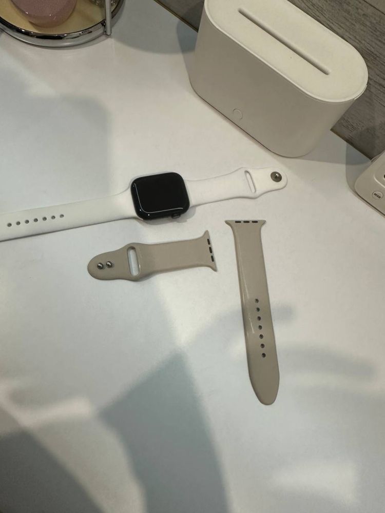 Ремешок на Apple Watch 38-40-44 mm из компоекта оригинал браслет