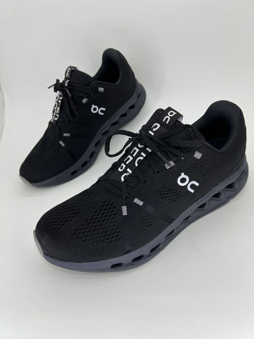 Кросівки 47р.  On Running Cloudsurfer