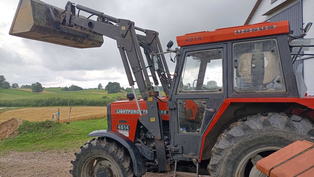 Ursus 4514 z ładowaczem wersja eksportowa