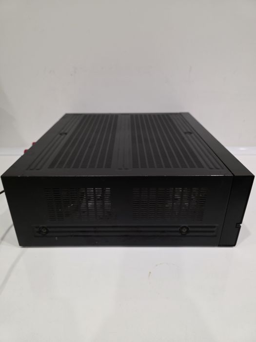 Ceniony wzmacniacz stereo Pioneer A-656.