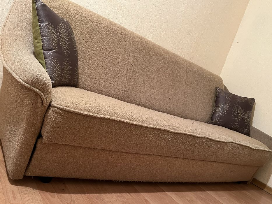 Продам два дивана