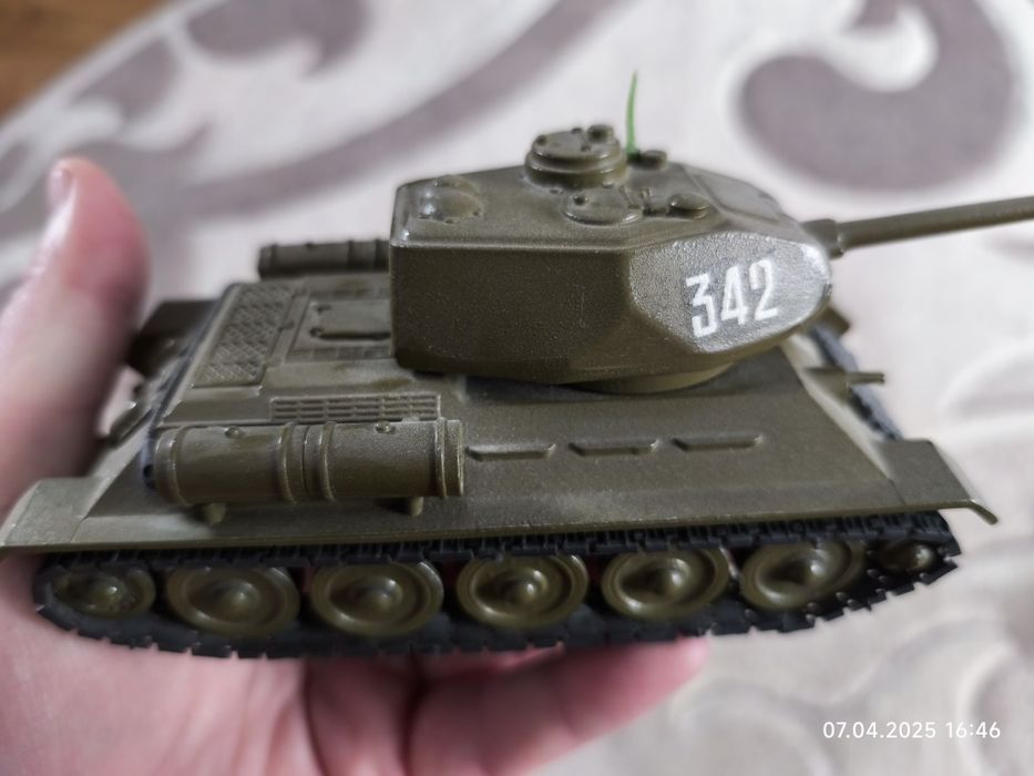 Модель СССР танк т-34, гаубіца ідеал