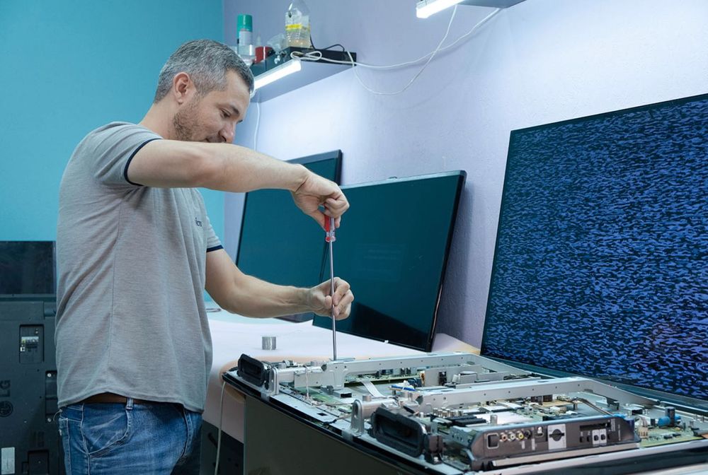 Ремонт телевізорів, IPTV, Android та Т2 приставок  Дніпро і передмістя