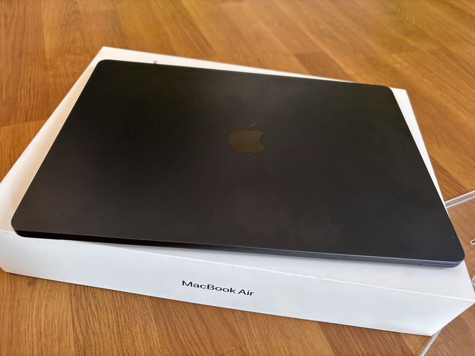 Macbook 15 M3 16/256GB 100% BATERIA GWARANCJA luty+ ETUI GRATIS