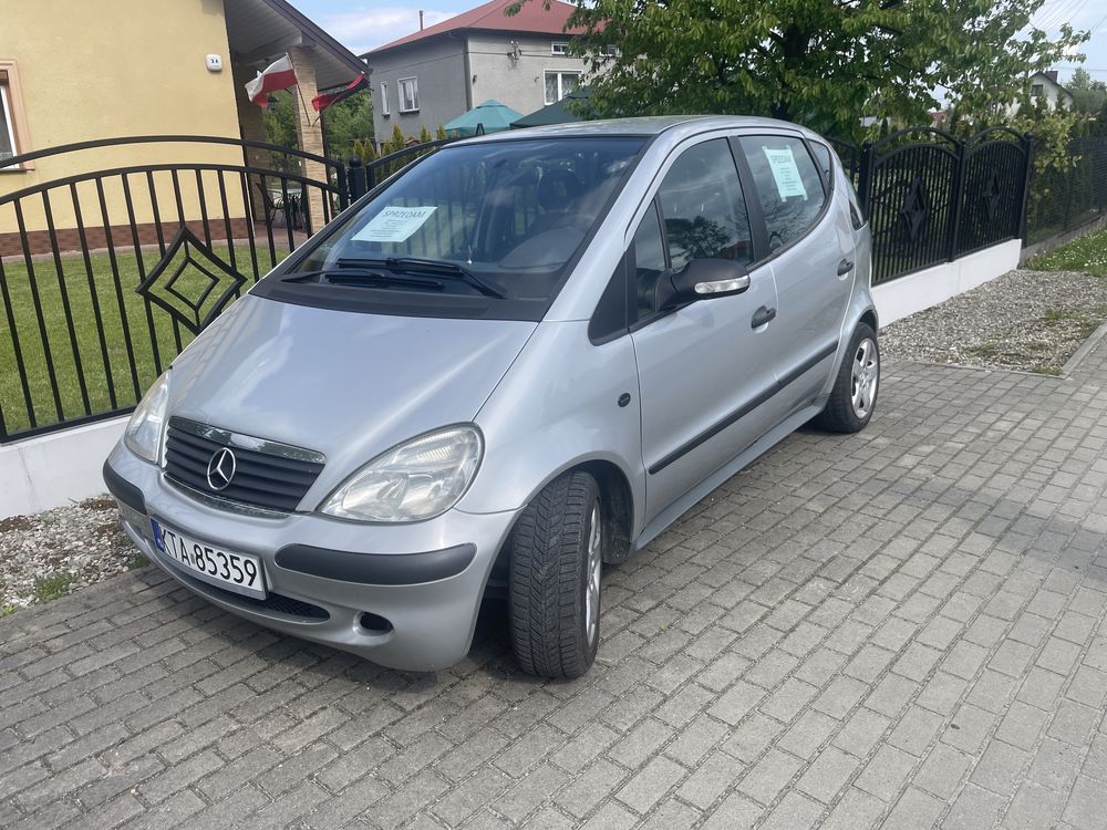 Mercedes-benz A160