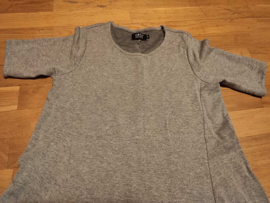 szara sukienka Simple, M
