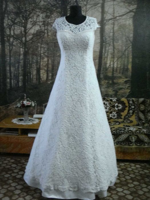 Свадебное классическое платье  52- 56р.