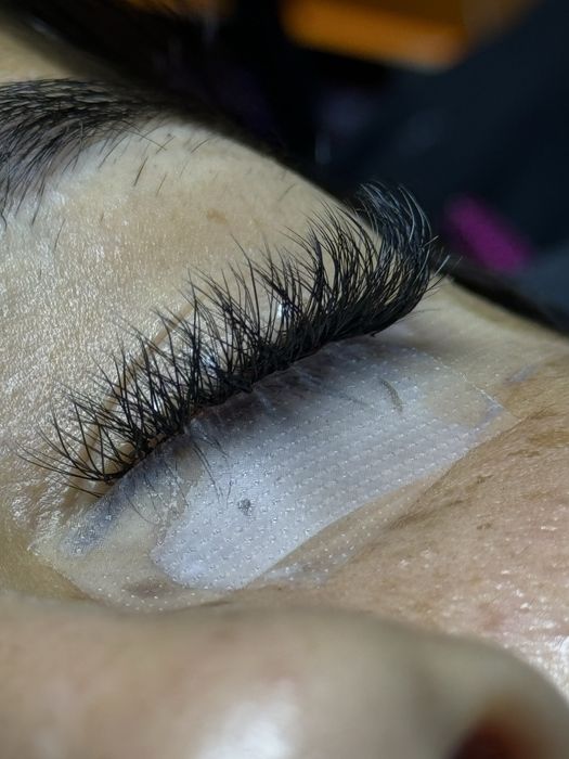 Extensao Pestanas e Microagulhamento Facial