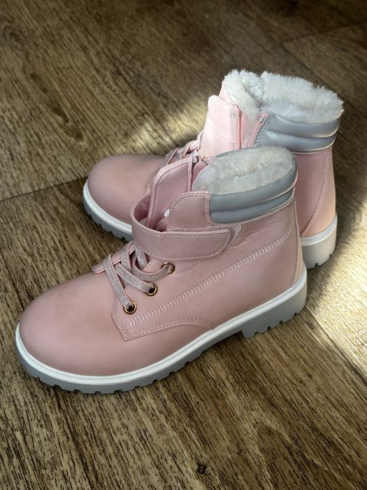 Ботинки для девочки розовые зимние