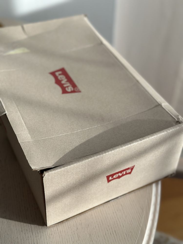 Levi’s кеди жіночі (37 розмір) ОРИГІНАЛ