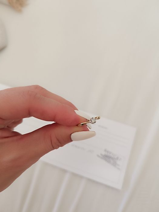 Pierścionek zaręczynowy z diamentem Savicki