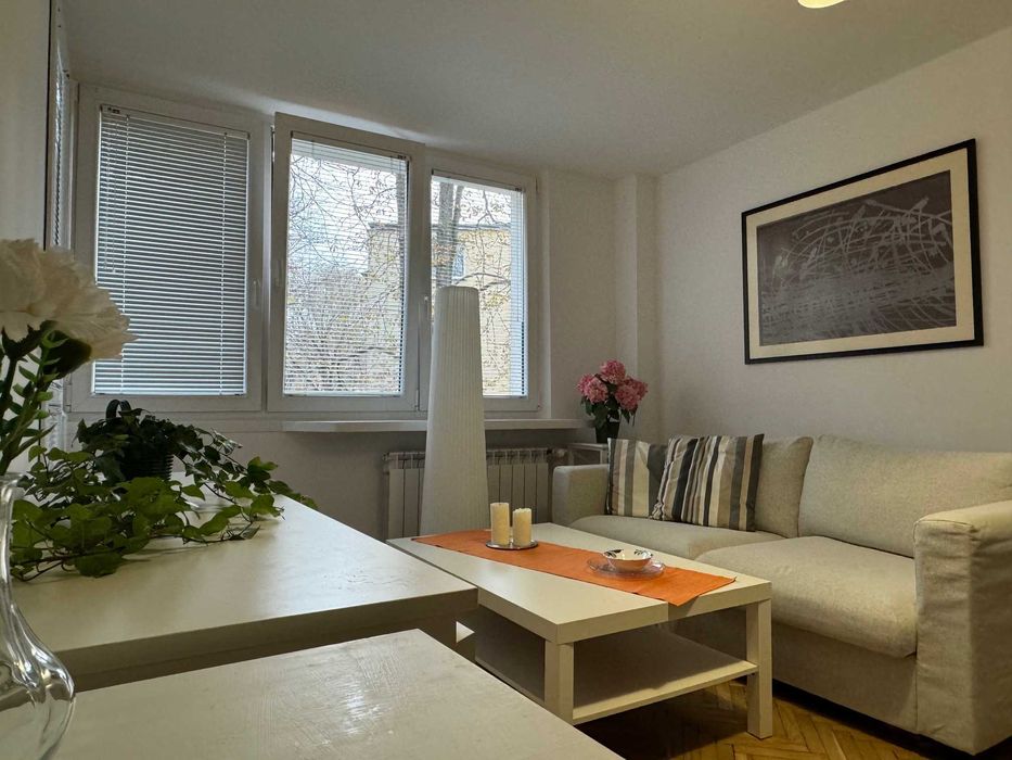 2 pokojowe, przy Al. Jana Pawła II, bezpośrednio, po remoncie