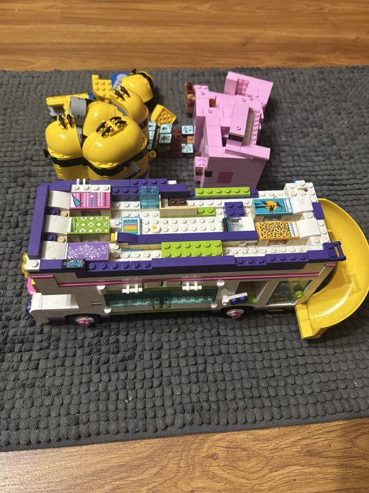 Продаю лего конструктор.