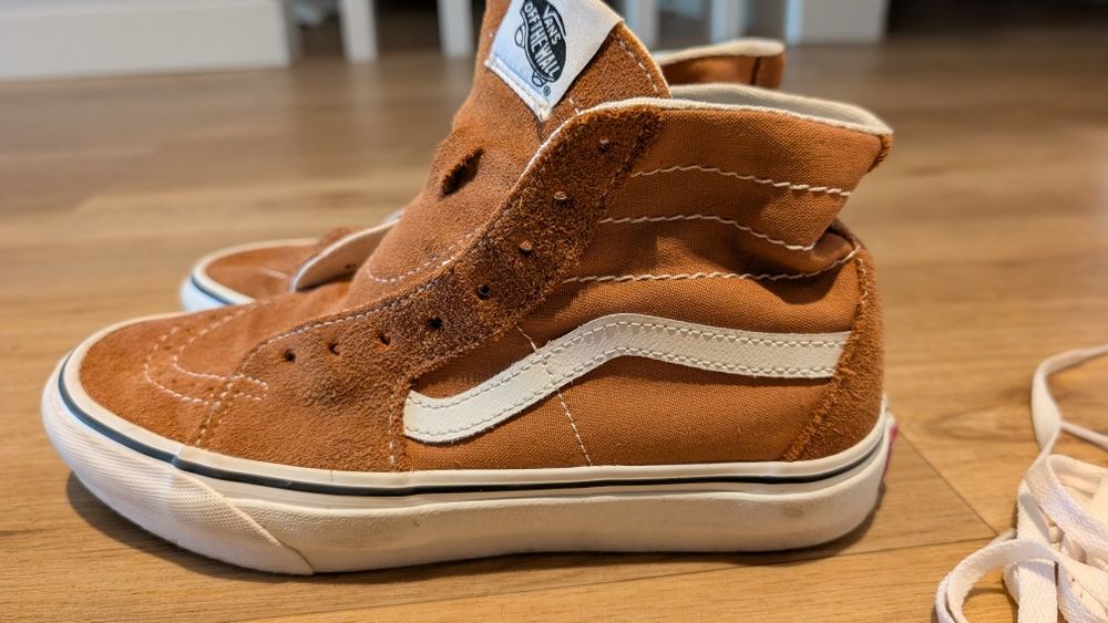 Bota vans castanho alaranjado