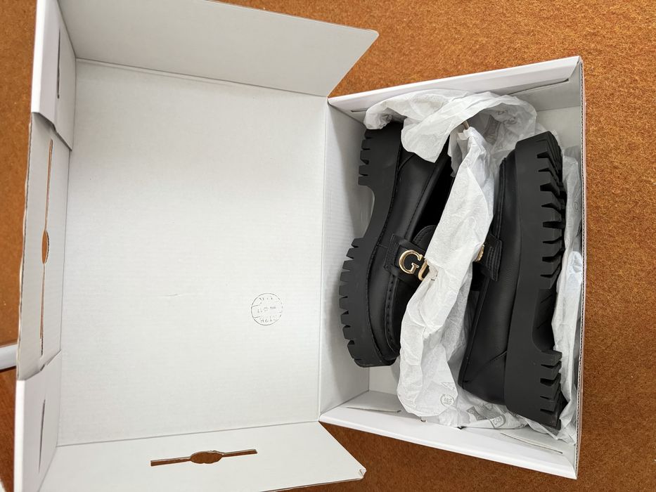 Mocassim Guess Feminino