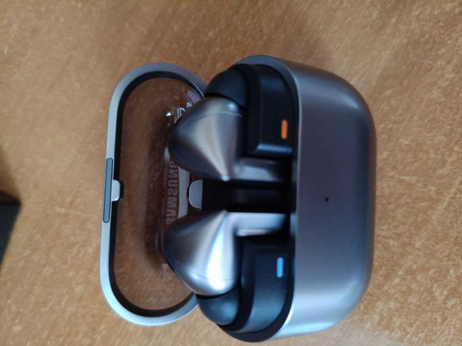 Навушники Samsung Galaxy Buds 3 PRO AI