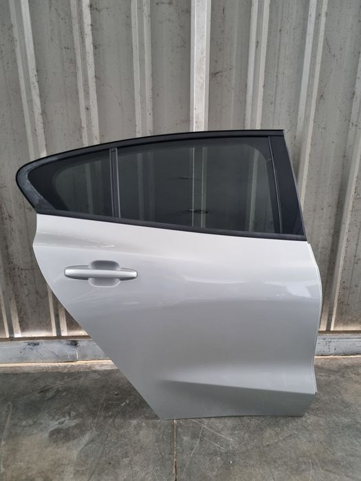 Ford focus mk4 portas de tras direita e esquerda