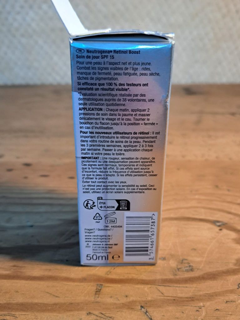 Krem na dzień Retinol Boost Niemcy