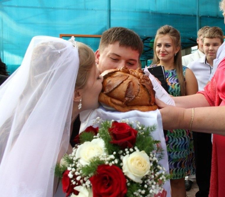 Тамада ведучий музика діджей весілля ювілей1годик ювілей випускний