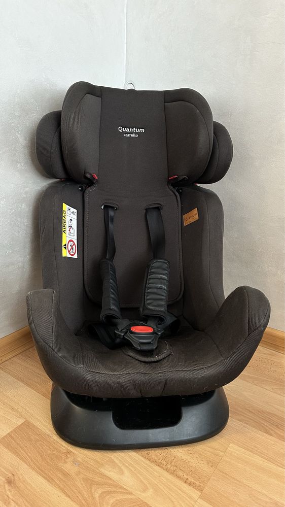 Авто крісло Quantum Carrello 9-36 кг isofix