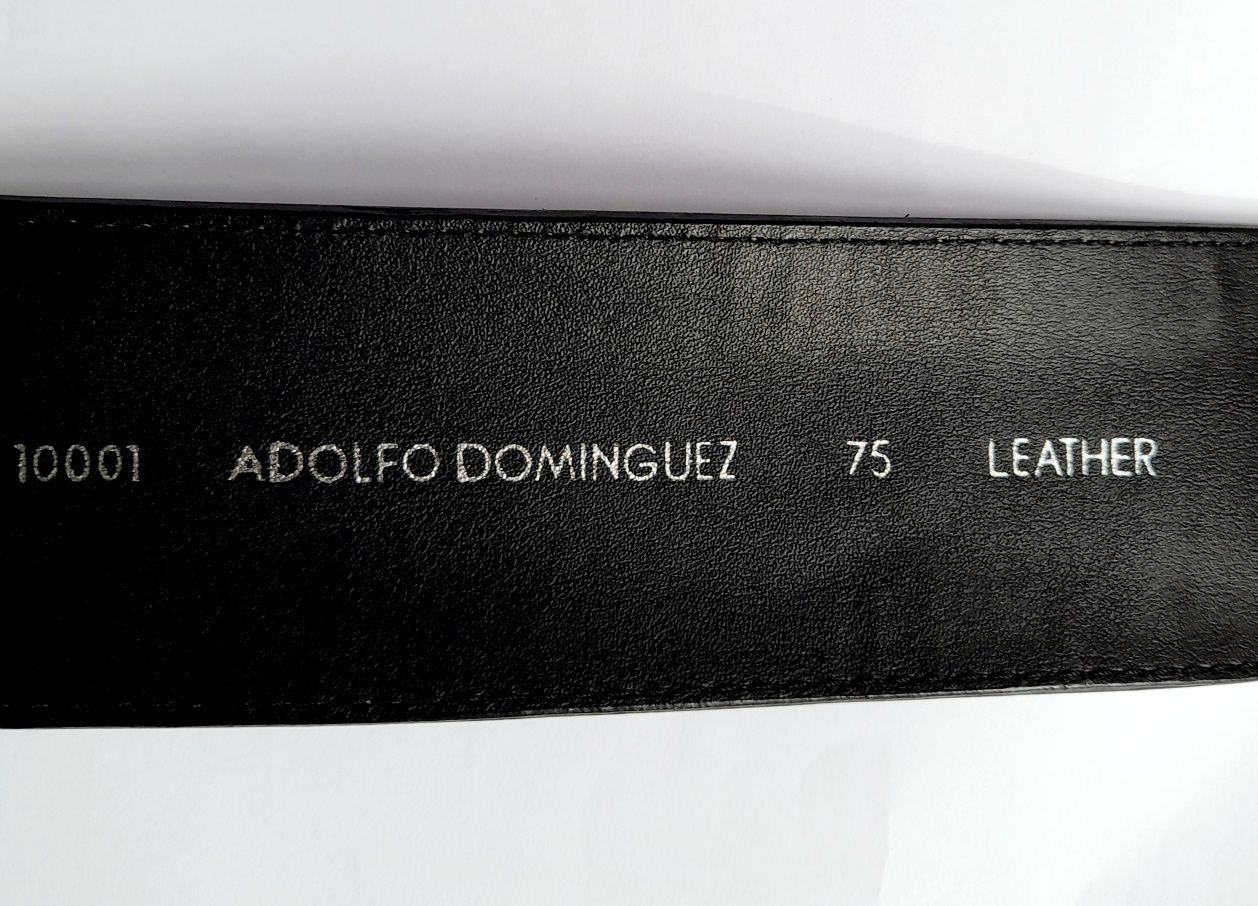 Cinto Vintage Adolfo Dominguez, couro genuino,como novo. Tamanho 75C